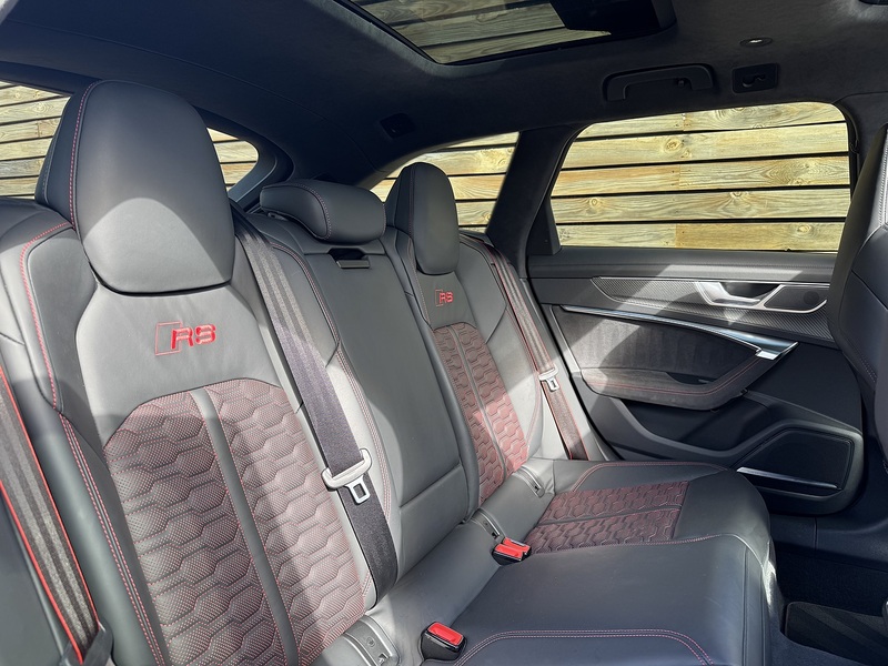 Audi RS6 Avant 2023'23 TFSI V8 Performance Carbon Vorsprung | Big Spec | Pan Roof - U9221