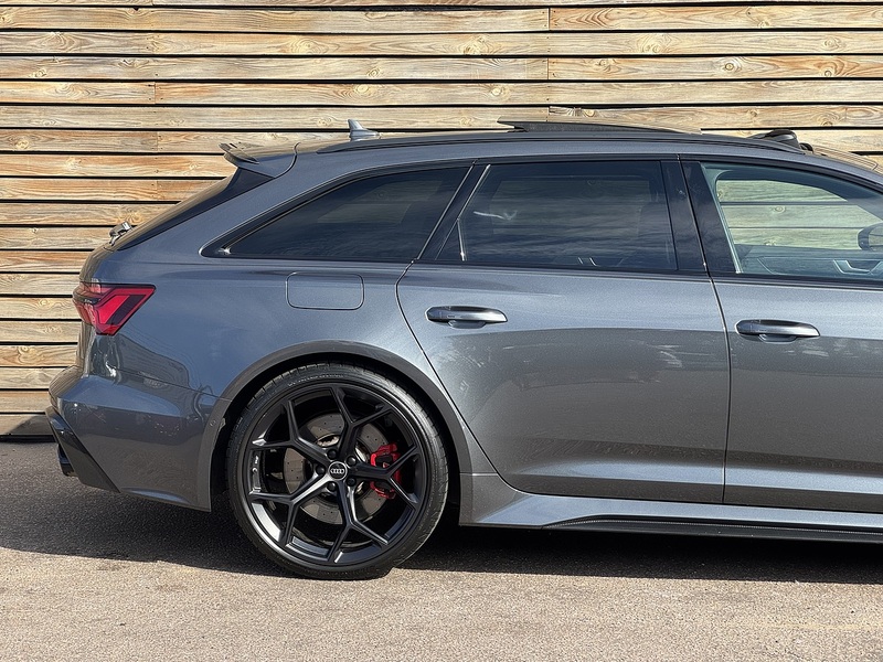 Audi RS6 Avant 2023'23 TFSI V8 Performance Carbon Vorsprung | Big Spec | Pan Roof - U9221