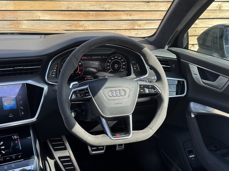 Audi RS6 Avant 2023'23 TFSI V8 Performance Carbon Vorsprung | Big Spec | Pan Roof - U9221