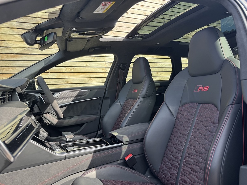 Audi RS6 Avant 2023'23 TFSI V8 Performance Carbon Vorsprung | Big Spec | Pan Roof - U9221