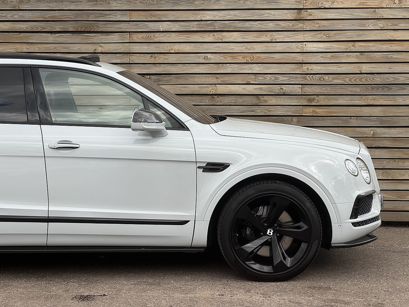 Bentley Bentayga 2017'67 W12 Mulliner | Big Spec | Sports Exhaust - U9228