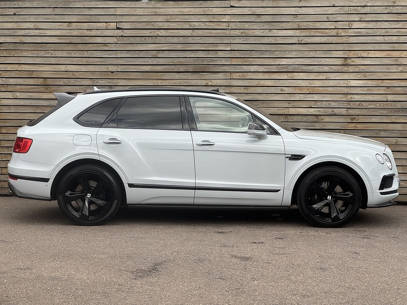 Bentley Bentayga 2017'67 W12 Mulliner | Big Spec | Sports Exhaust - U9228