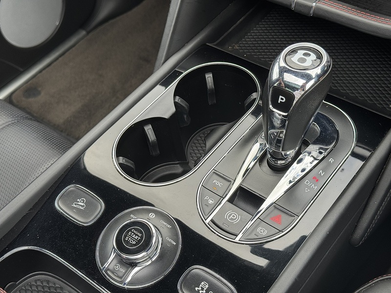 Bentley Bentayga 2017'67 W12 Mulliner | Big Spec | Sports Exhaust - U9228