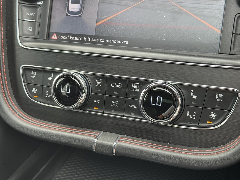 Bentley Bentayga 2017'67 W12 Mulliner | Big Spec | Sports Exhaust - U9228