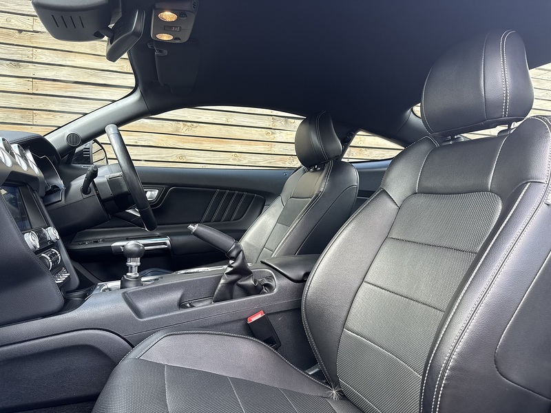 Ford Mustang 2022'22 V8 GT | Proper Muscle Car | Manual - U9232
