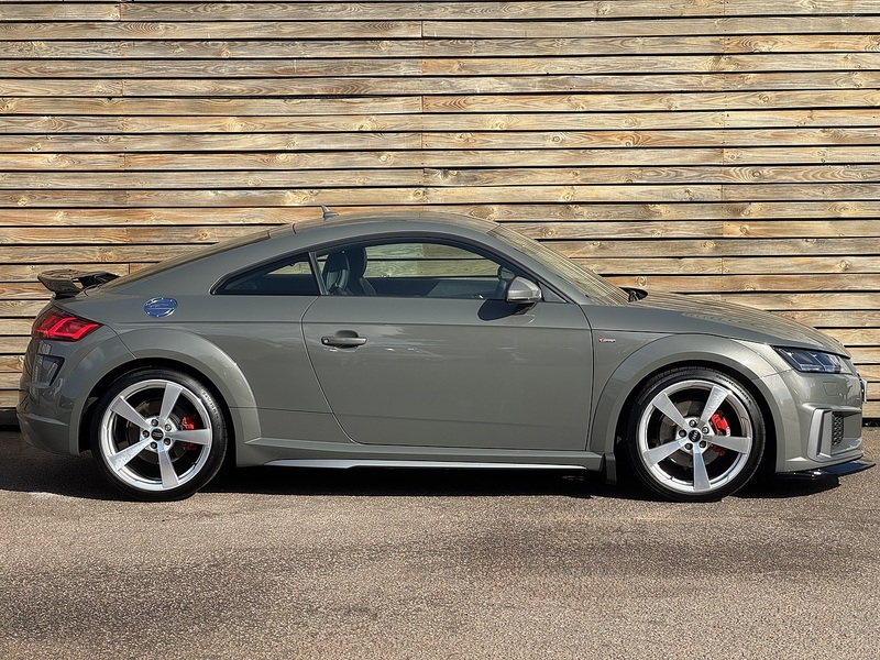 Audi TT 2022'72 TFSI S line | Heated Seats | Chronos Grey - U9241