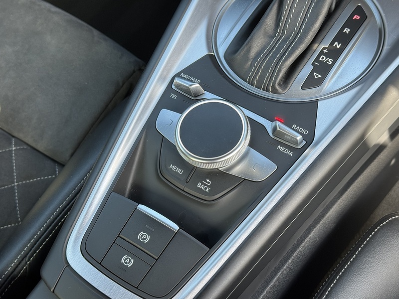 Audi TT 2022'72 TFSI S line | Heated Seats | Chronos Grey - U9241
