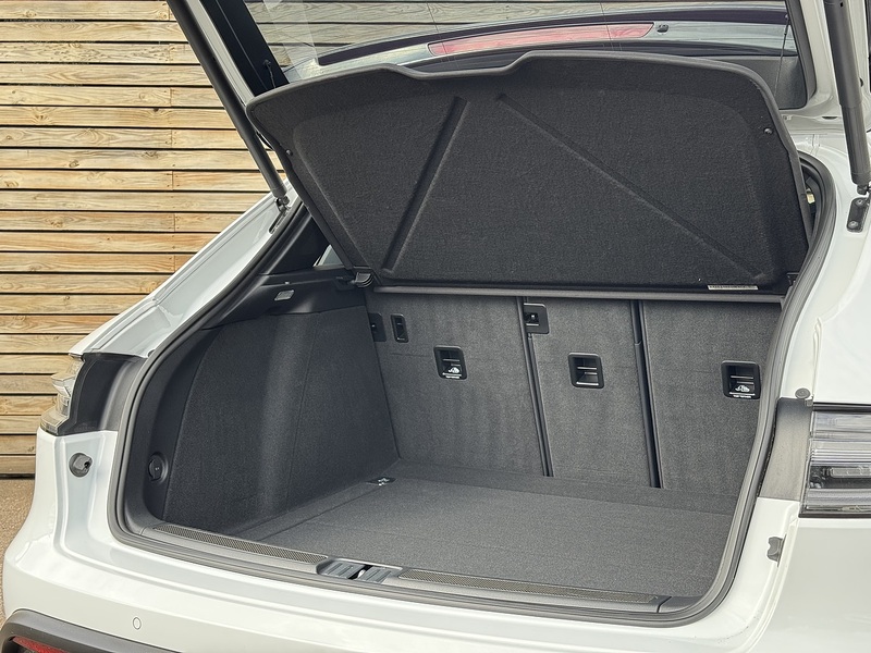 Porsche Macan 2023'23 T V6 GTS | £18k Options | Pan Roof - U9242