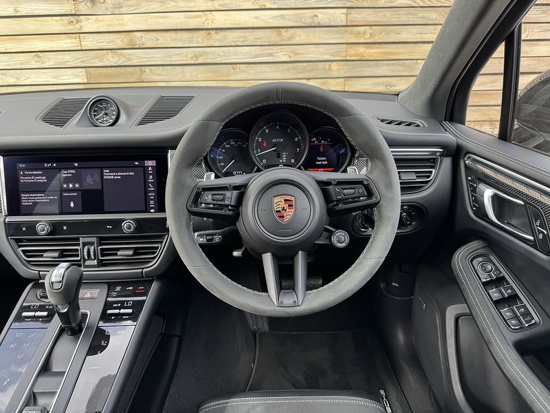 Porsche Macan 2023'23 T V6 GTS | £18k Options | Pan Roof - U9242