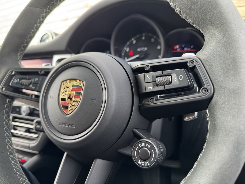 Porsche Macan 2023'23 T V6 GTS | £18k Options | Pan Roof - U9242