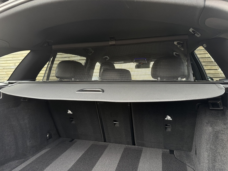 Mercedes-Benz C Class 2022'72 C220dh MHEV AMG Line | Premium | Ambient Lighting - U9247