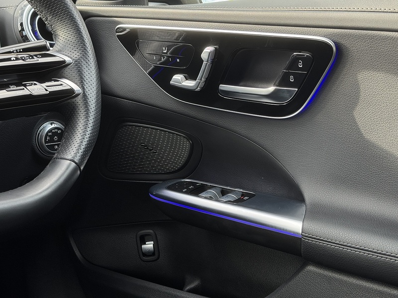 Mercedes-Benz C Class 2022'72 C220dh MHEV AMG Line | Premium | Ambient Lighting - U9247