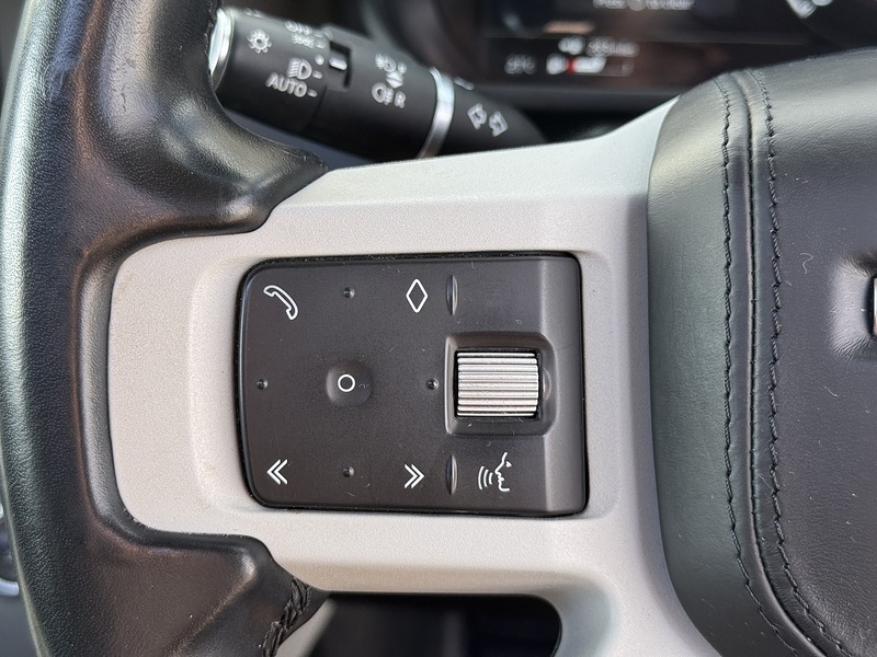 Land Rover Defender 90 2022'22 D250 MHEV HSE | Pan Roof | Side Steps - U9258