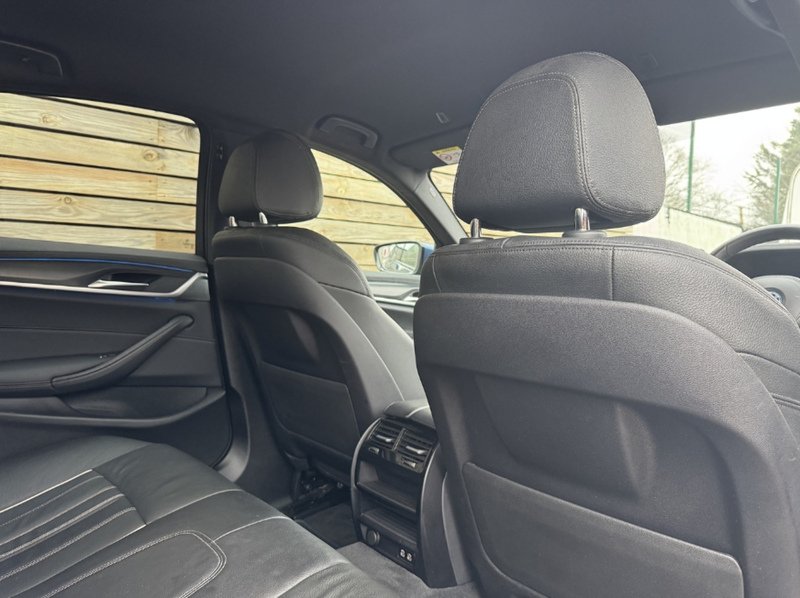 BMW 5 Series 2022'72 530e M Sport | Phytonic Blue | M Sport Pro Pack - U9263