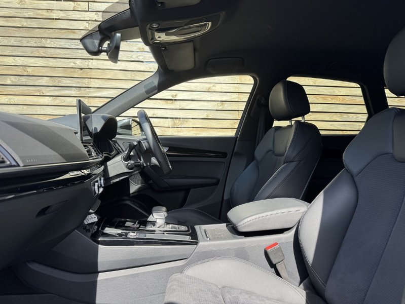 Audi Q5 TFSI Black Edition - U9264