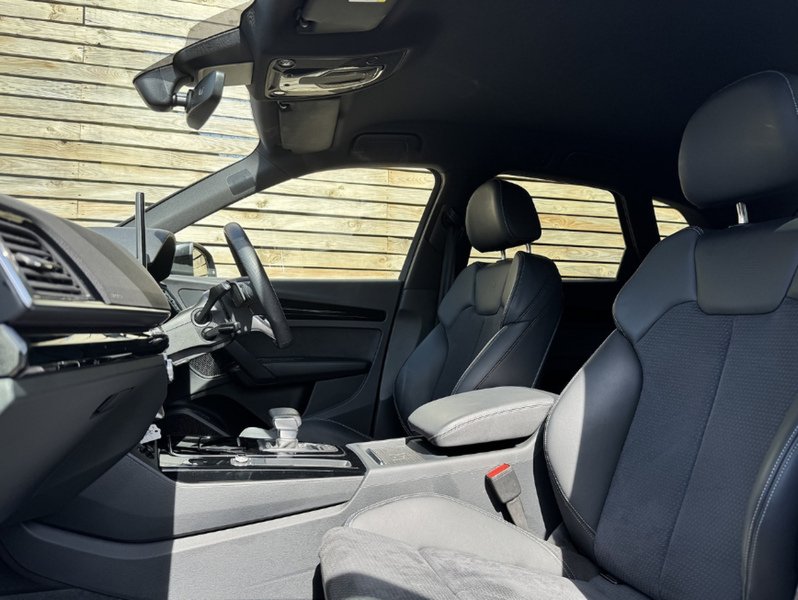 Audi Q5 TFSI Black Edition - U9264