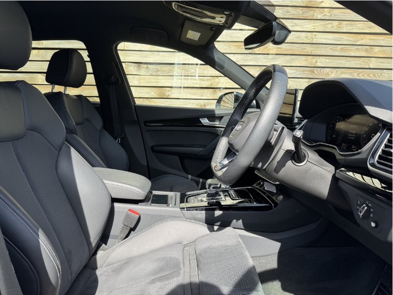 Audi Q5 TFSI Black Edition - U9264
