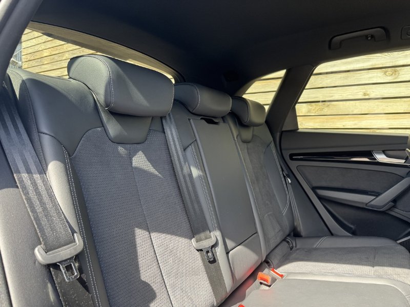 Audi Q5 TFSI Black Edition - U9264