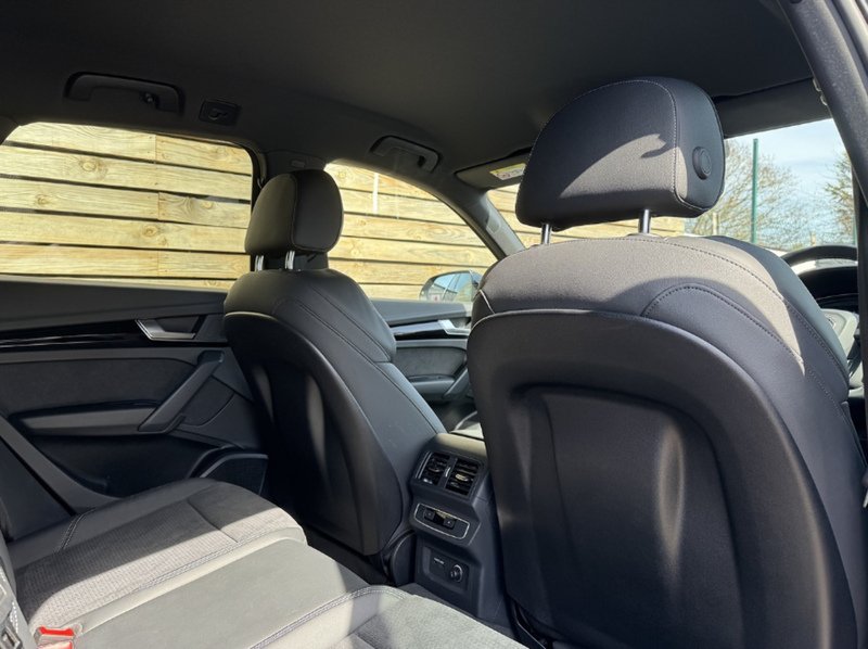 Audi Q5 TFSI Black Edition - U9264