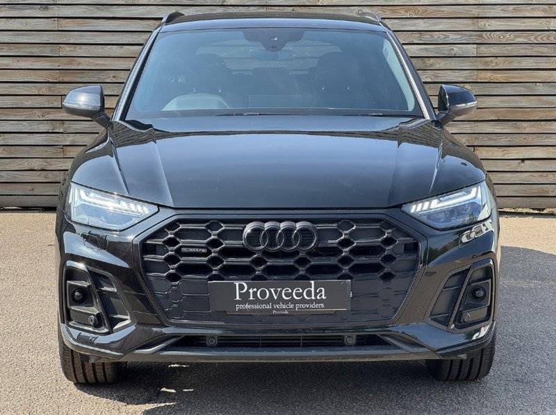 Audi Q5 TFSI Black Edition - U9264