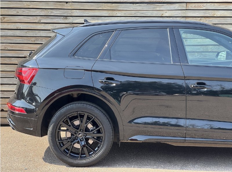 Audi Q5 TFSI Black Edition - U9264