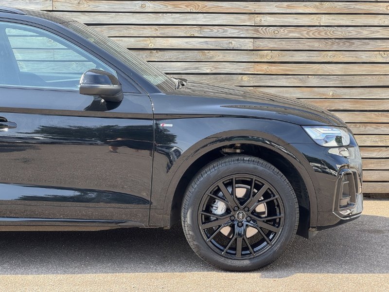 Audi Q5 TFSI Black Edition - U9264
