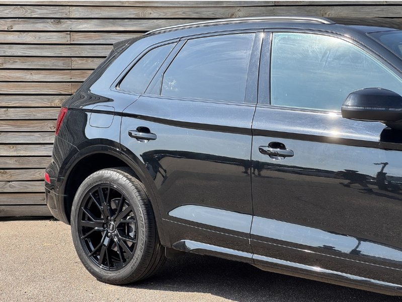 Audi Q5 TFSI Black Edition - U9264