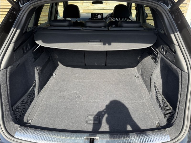 Audi Q5 TFSI Black Edition - U9264