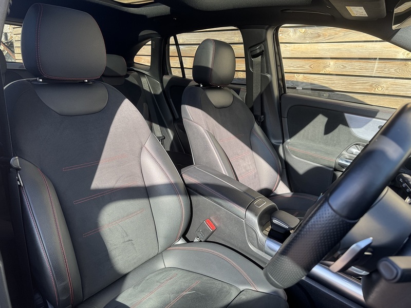 Mercedes-Benz EQA 2021'71 EQA 250 AMG Line | PANO SUNROOF | DE-CHROMED | EV - U9266