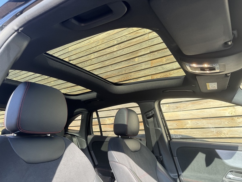 Mercedes-Benz EQA 2021'71 EQA 250 AMG Line | PANO SUNROOF | DE-CHROMED | EV - U9266