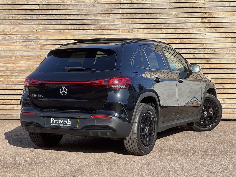 Mercedes-Benz EQA 2021'71 EQA 250 AMG Line | PANO SUNROOF | DE-CHROMED | EV - U9266