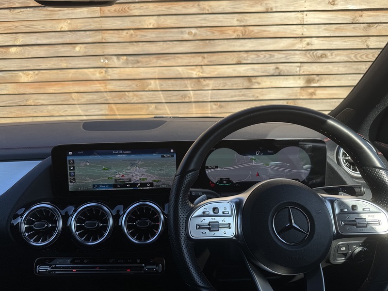 Mercedes-Benz EQA 2021'71 EQA 250 AMG Line | PANO SUNROOF | DE-CHROMED | EV - U9266
