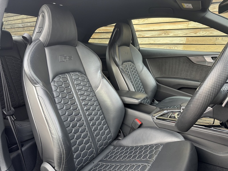 Audi RS5 2022'22 TFSI V6 Carbon Black | Big Spec | Carbon - U9269