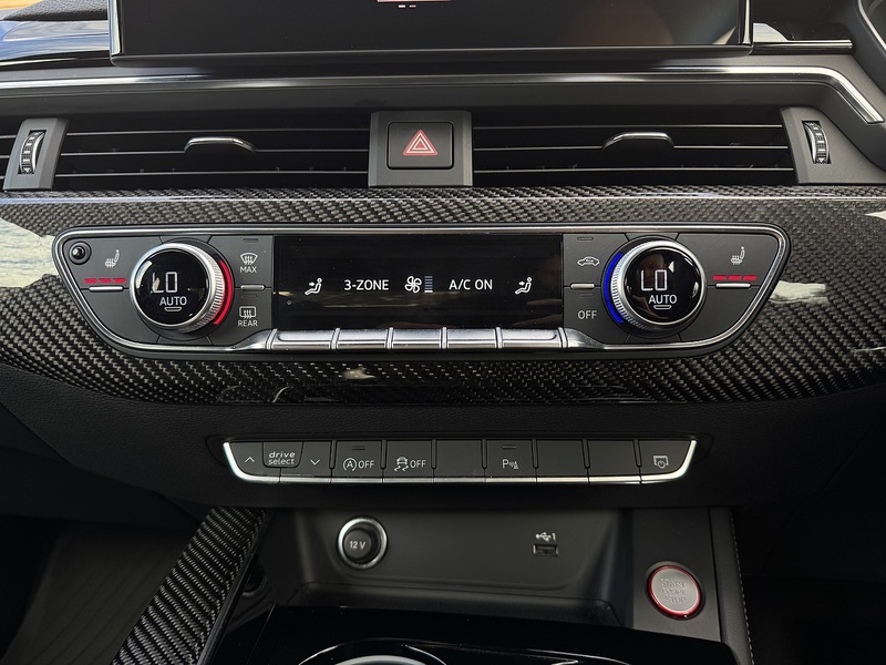 Audi RS5 2022'22 TFSI V6 Carbon Black | Big Spec | Carbon - U9269