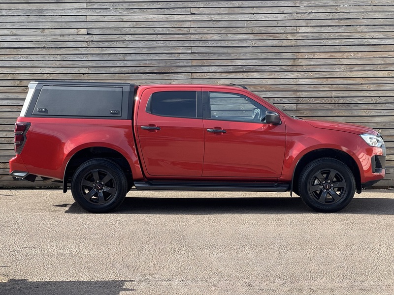 Isuzu D-Max TD V-Cross Commercial - U9275