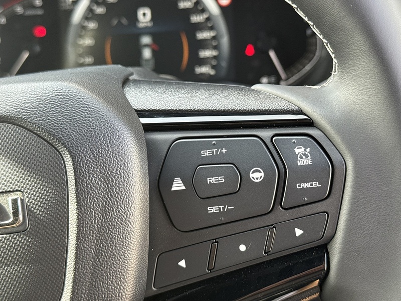 Isuzu D-Max TD V-Cross Commercial - U9275