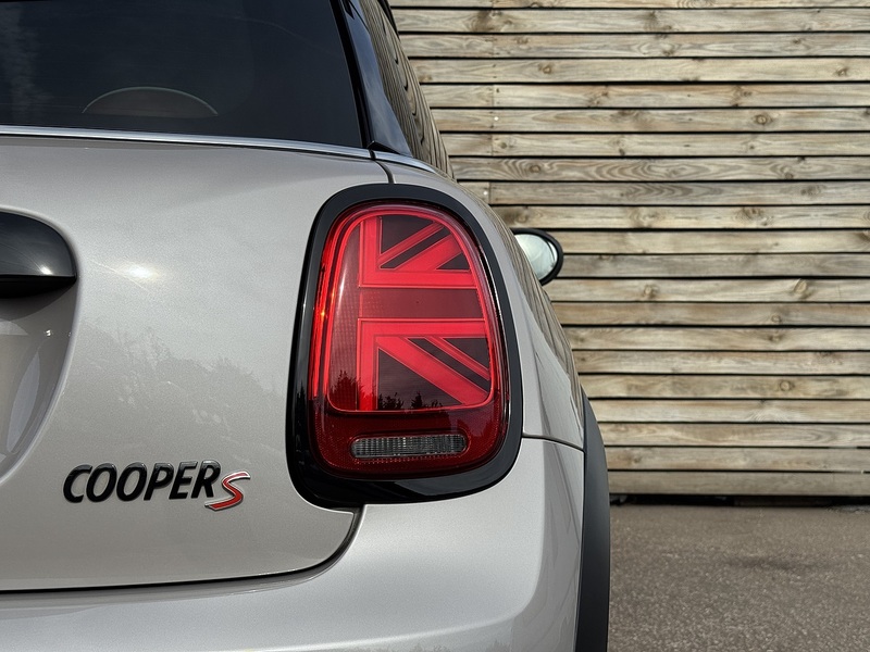 MINI Hatch 2022'72 Cooper S Exclusive | Mini Yours Individual spec - U9276