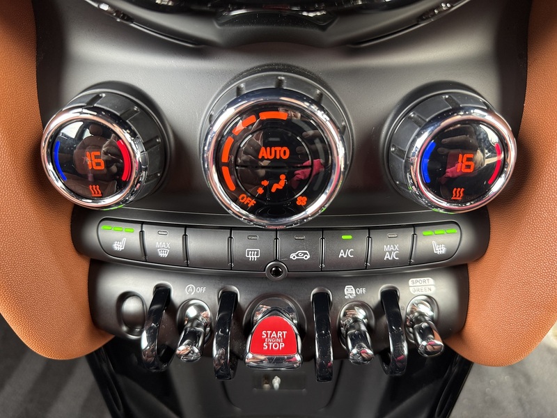 MINI Hatch 2022'72 Cooper S Exclusive | Mini Yours Individual spec - U9276