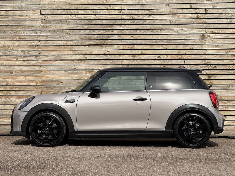 MINI Hatch 2022'72 Cooper S Exclusive | Mini Yours Individual spec - U9276