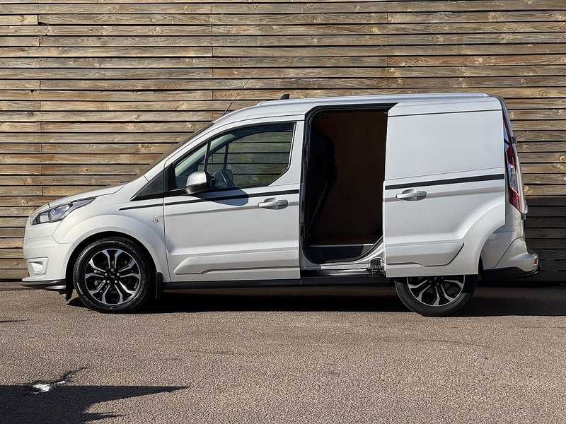 Ford Transit Connect 202'22 250 EcoBlue Sport | Very clean Van | Automatic | Ready to go! - U9283