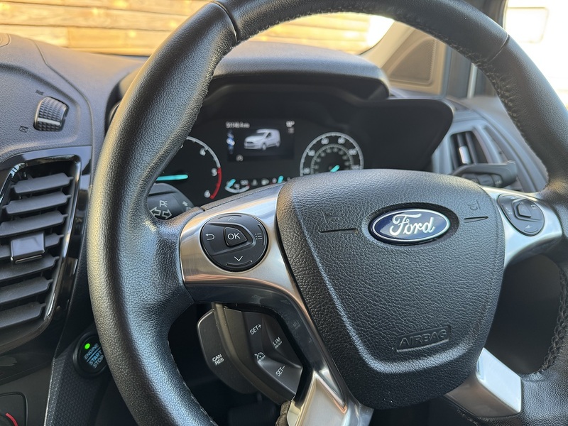 Ford Transit Connect 202'22 250 EcoBlue Sport | Very clean Van | Automatic | Ready to go! - U9283