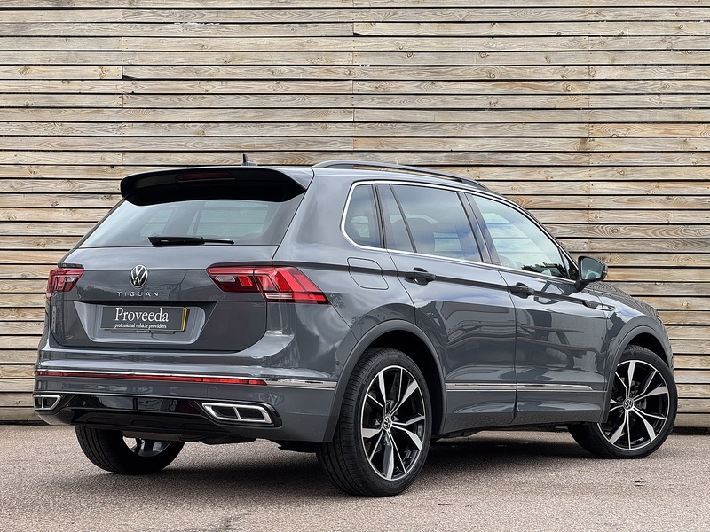 Volkswagen Tiguan 2023'23 TDI R-Line | Effieient engine | Great colour - U9285