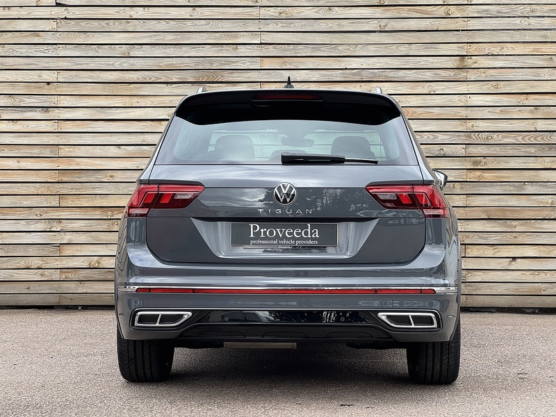 Volkswagen Tiguan 2023'23 TDI R-Line | Effieient engine | Great colour - U9285