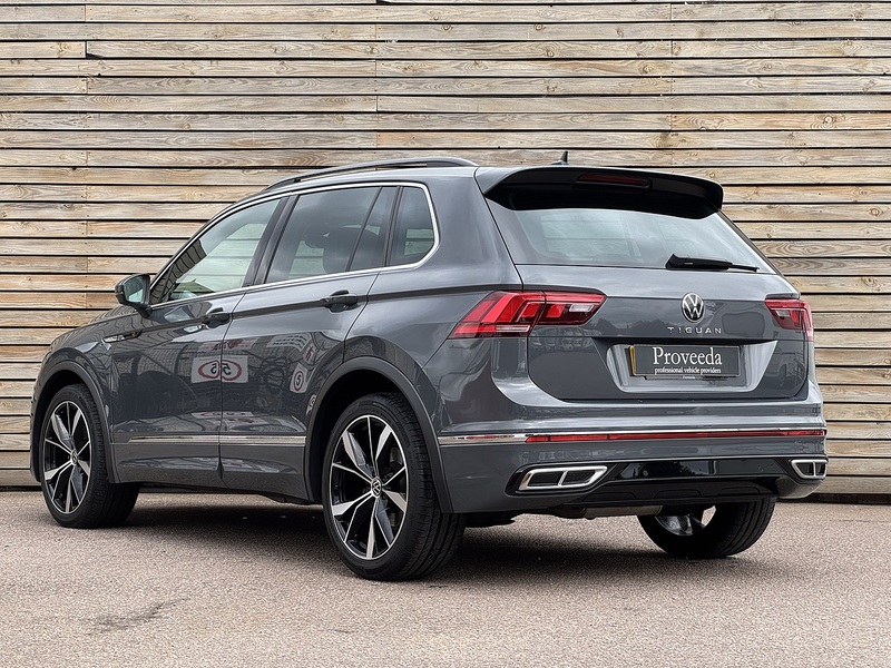 Volkswagen Tiguan 2023'23 TDI R-Line | Effieient engine | Great colour - U9285