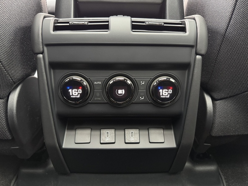 Land Rover Defender 110 2026'75 P635 V8 MHEV OCTA Black Edition | EXPEL PPF ££ - U9287
