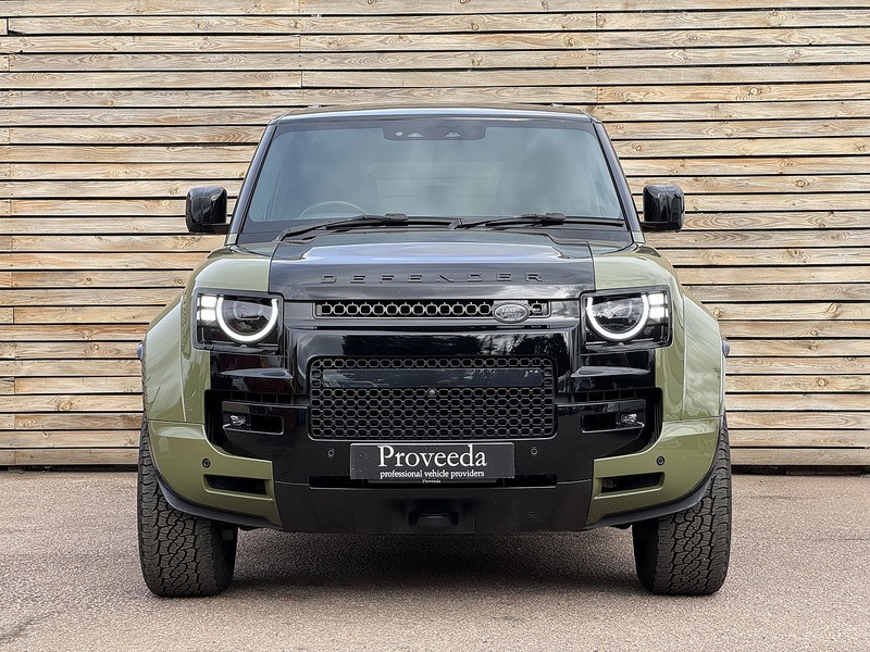 Land Rover Defender 110 2026'75 P635 V8 MHEV OCTA Black Edition | EXPEL PPF ££ - U9287