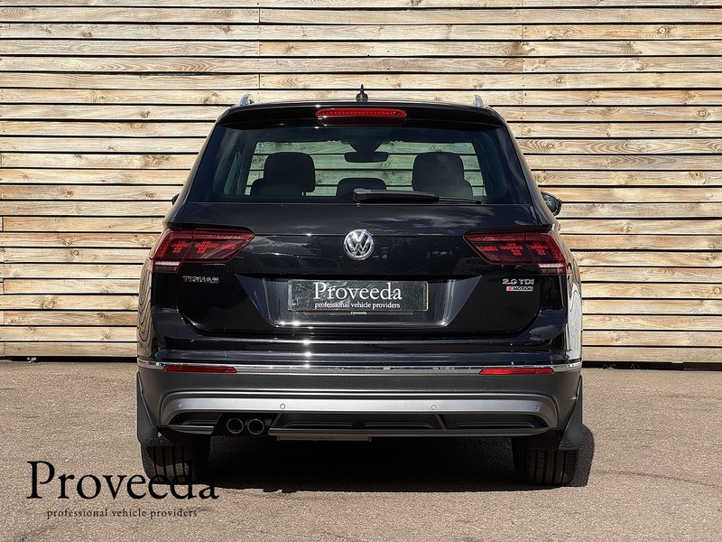 Volkswagen Tiguan 2016'16 2.0TDI BlueMotion DSG | Tech SEL model | High spec | Pano roof | 1 Owner - U9290