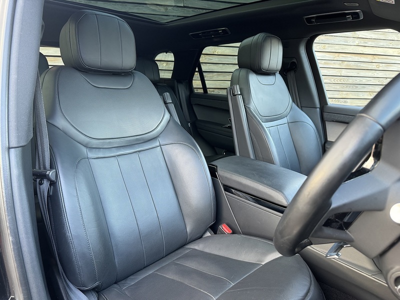 Land Rover Range Rover Sport 2023'72 D300 MHEV Dynamic SE | 22" Upgraded wheels | Side steps | 1 Onwer - U9296