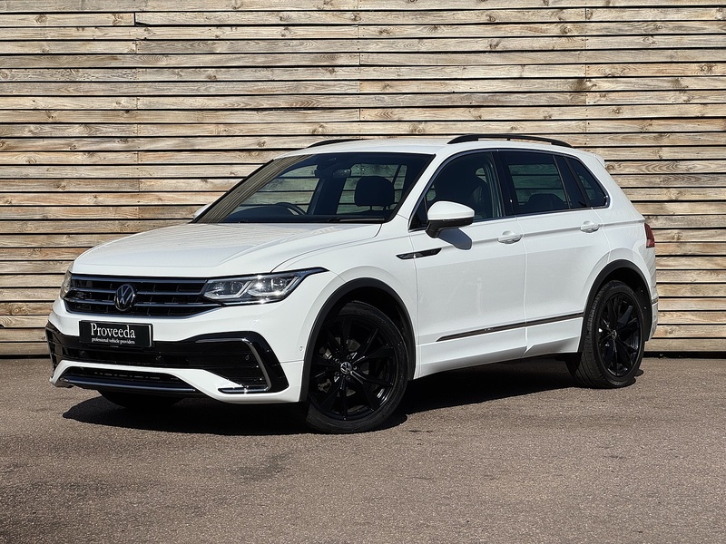 Volkswagen Tiguan 2021'21 1.5 TSI R-Line | LOW MILES | 1.5 PETROL - U9301