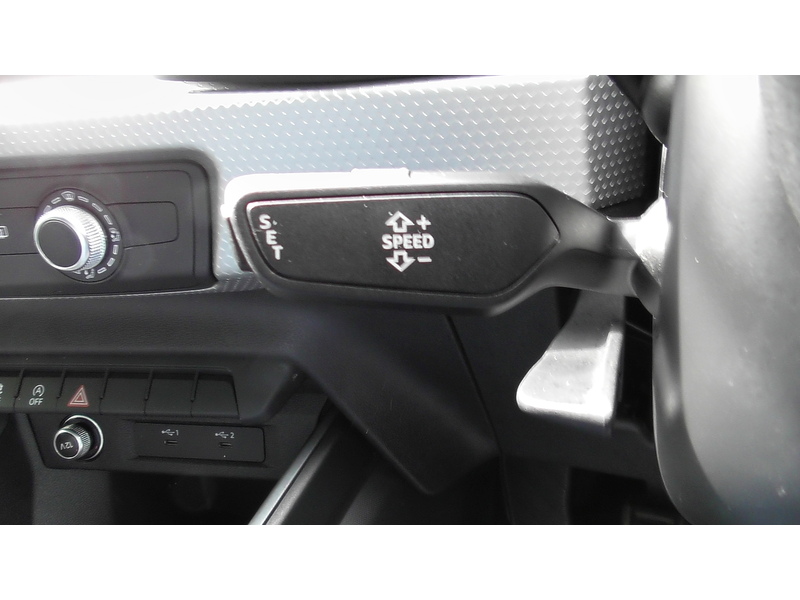 Audi 1.0 TFSI 30 Black Edition Sportback 5dr Petrol Manual Euro 6 (s/s) (110 ps)
